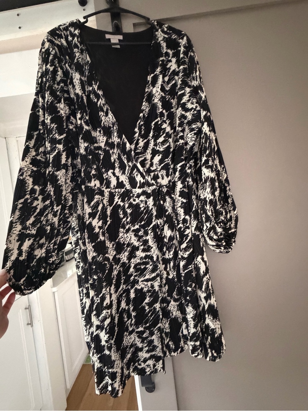 H&M Black Top with White Label Detail